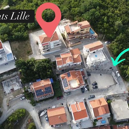 Apartments Lille Херцег-Новий Екстер'єр фото